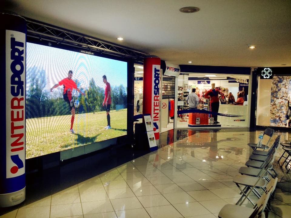 Magik en la inauguración de Intersport Martiánez