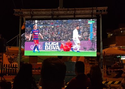 Clásico Barça Madrid en C.C. El Trompo